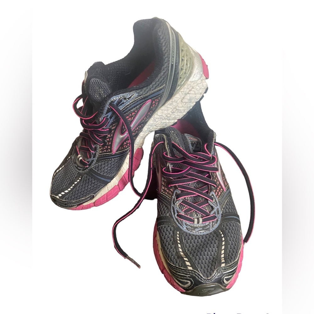 Brooks lace up pink grey trance 12 low top athletic Running Shoes women’s 8.5 B